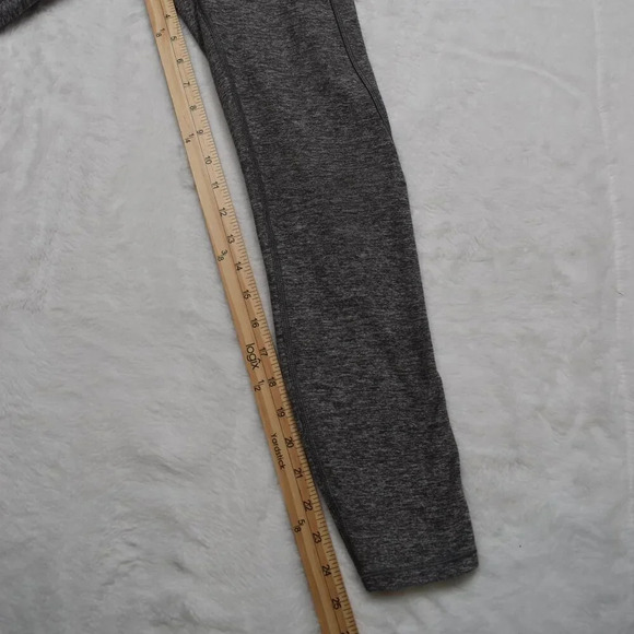 Lululemon Pure Practice Leggings Sz 6 Mid Rise Athleisure Yoga Workout Sporty - Picture 13 of 16